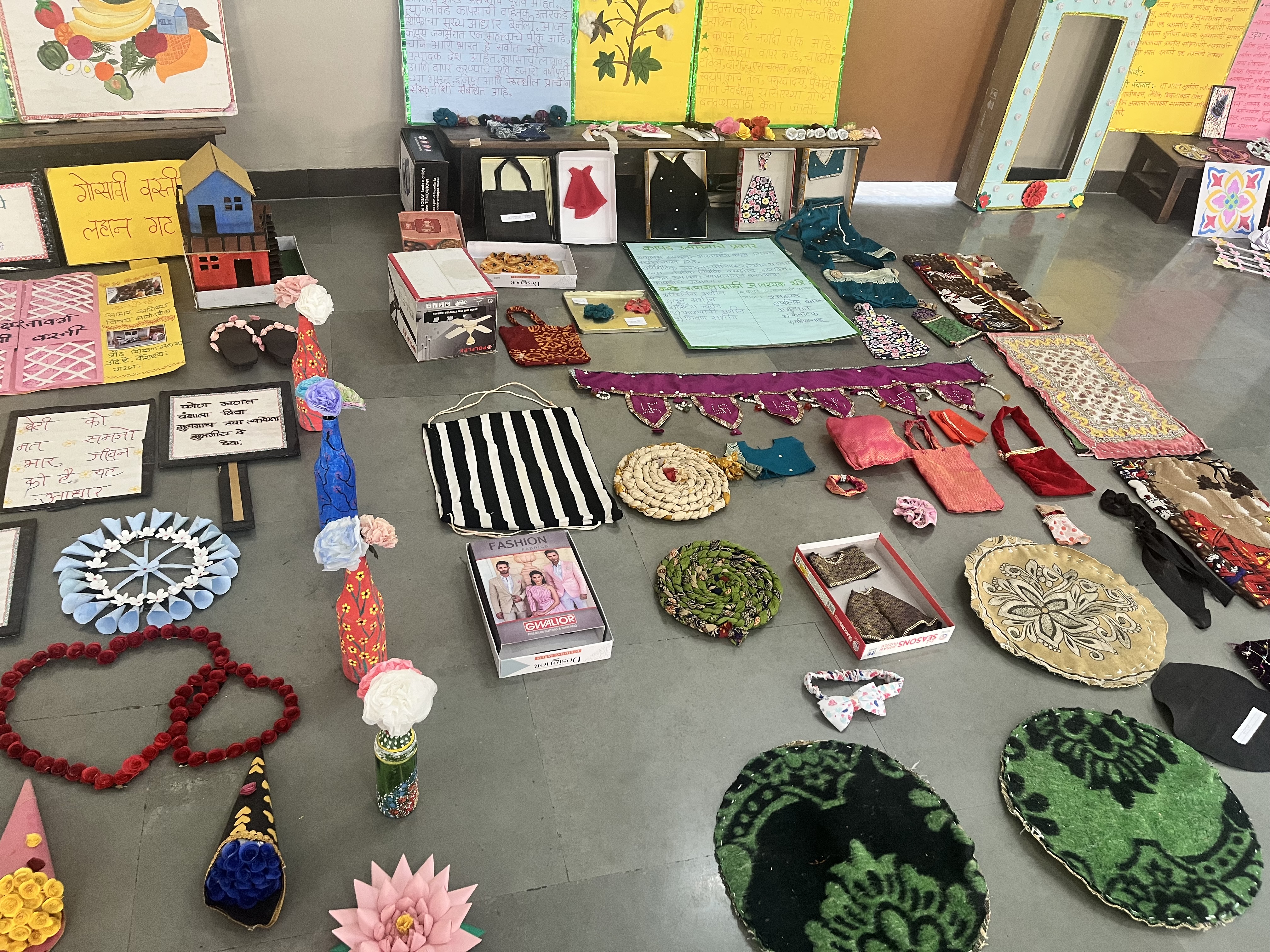 Skill-based exhibition items